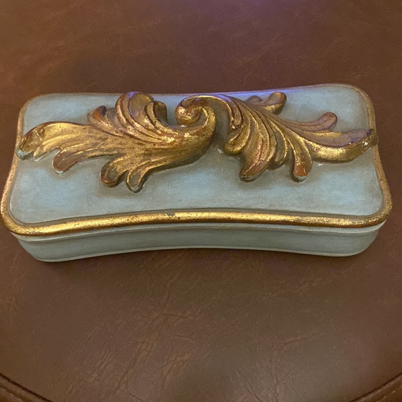 Vintage Borghese Chalkware Box - Picture 1 of 16
